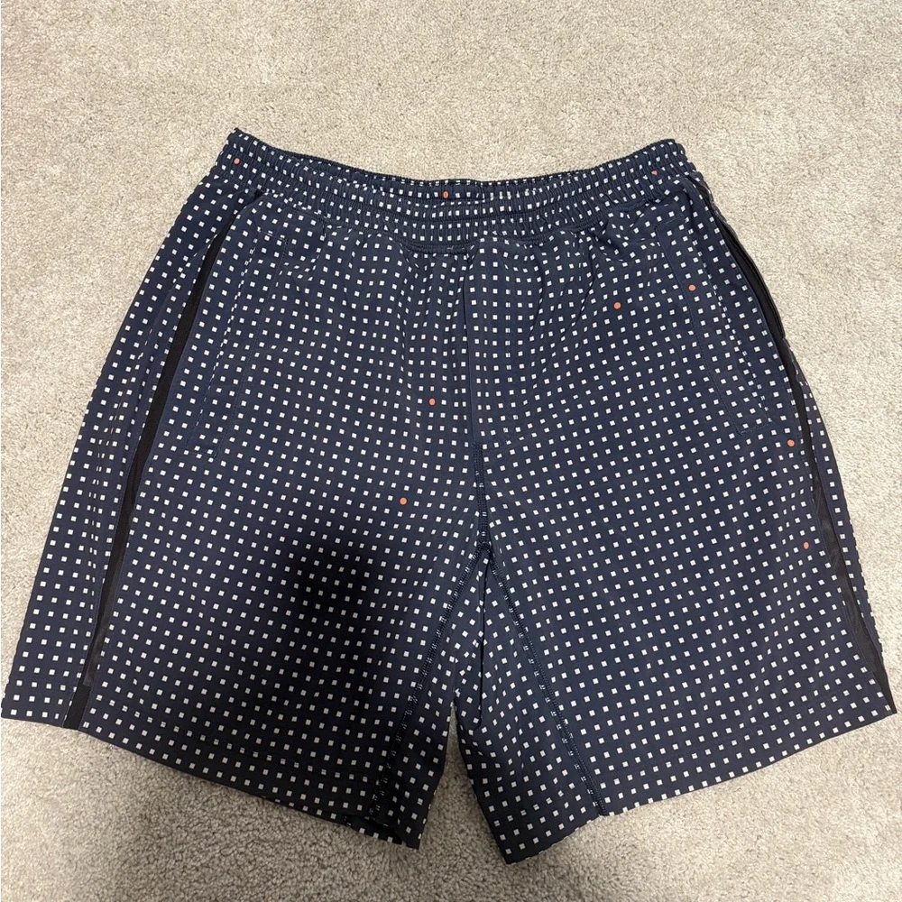 Lululemon Pace Breaker Short Mens Large Blue Geometric print Lined. - Picture 1 of 6